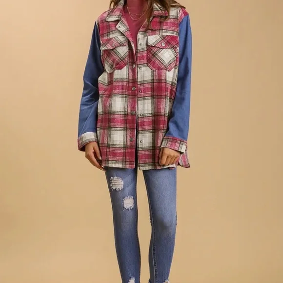 New UMGEE Plaid Flannel Fringe Shacket Magenta Pink Snap Up Denim Sleeves - Picture 5 of 13